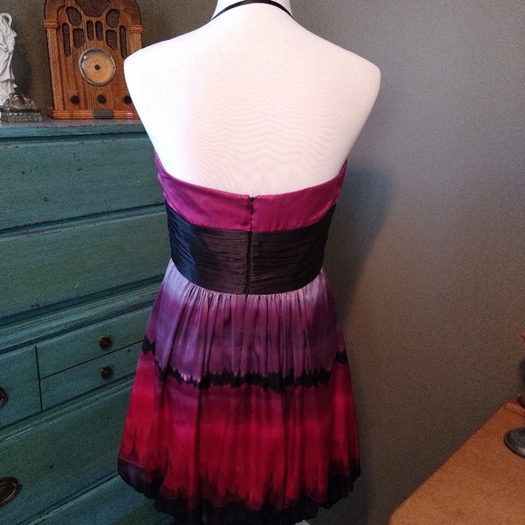 Dress - Picture 4 of 5